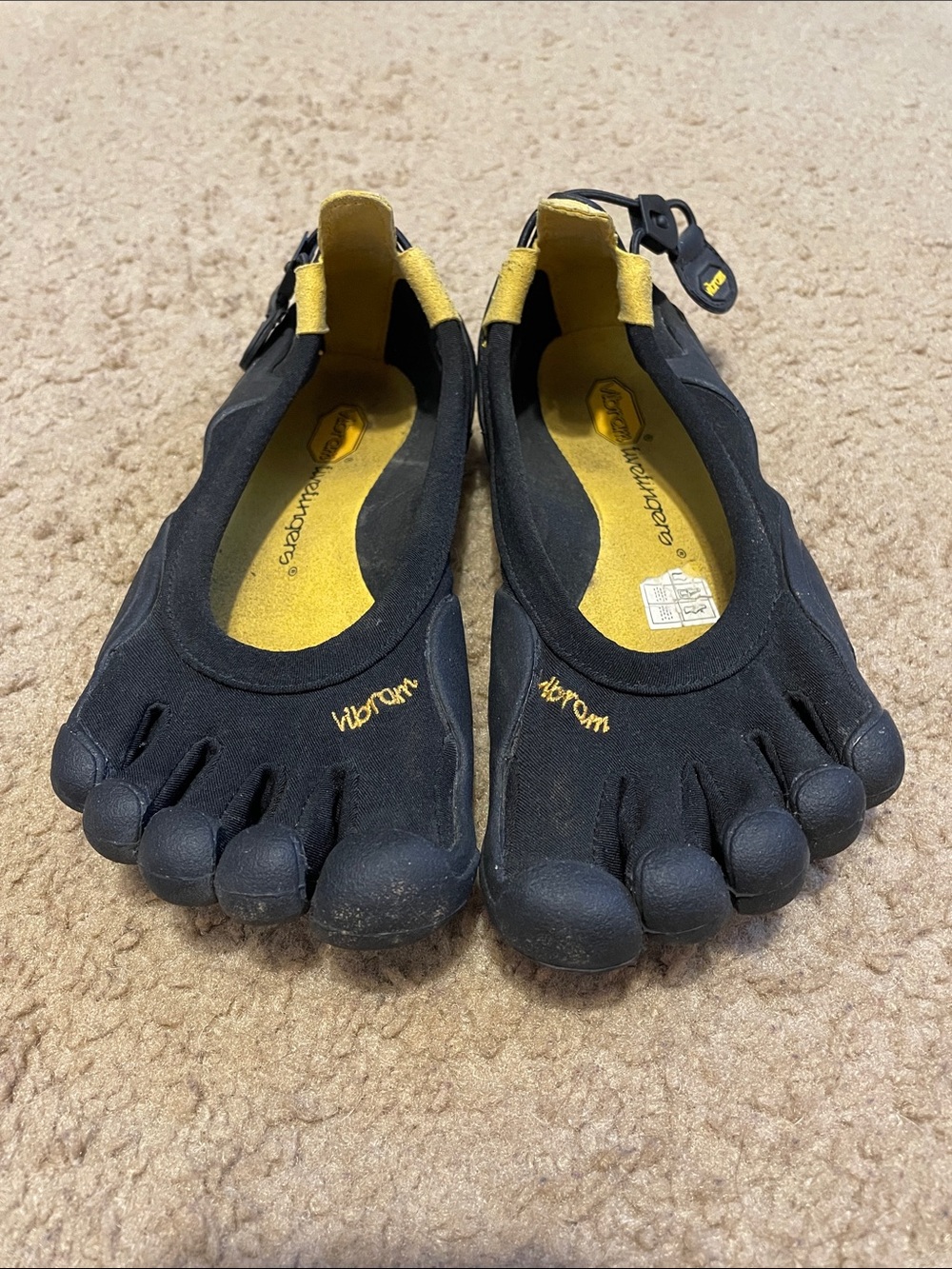 Women’s/ Older girls VIBRAM shoes